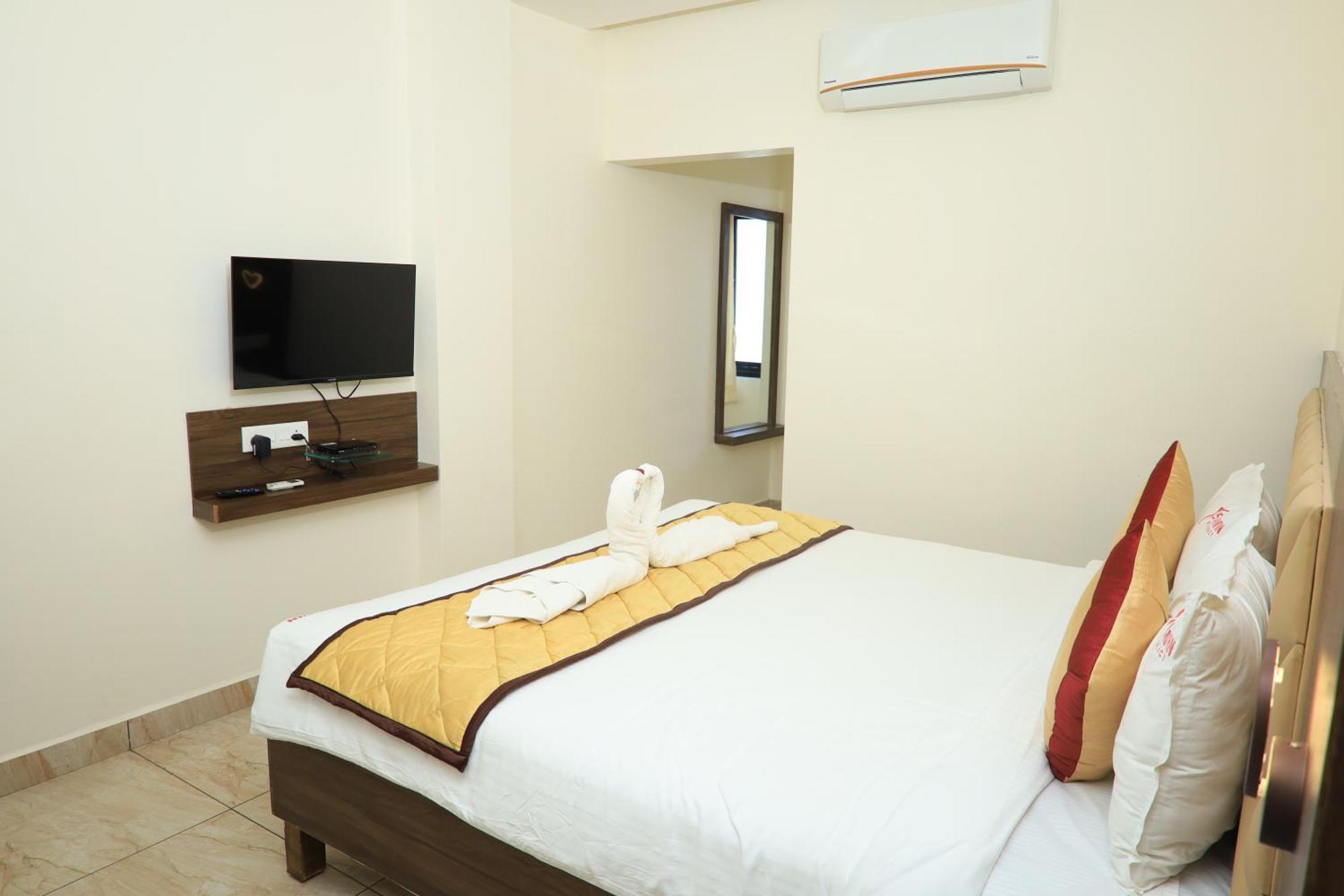ラーマナータプラム Starwin Residencyヴィラ エクステリア 写真